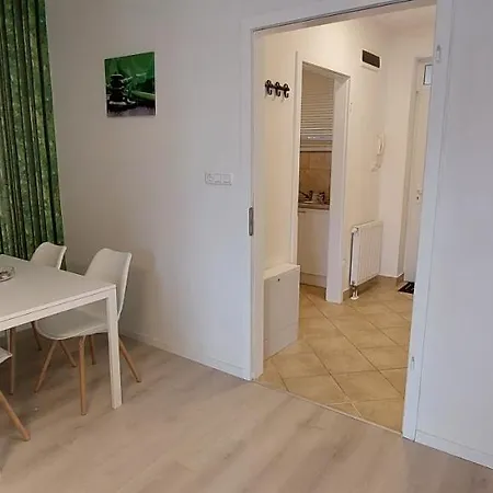 Club 218 Wellness Apartman Siófok