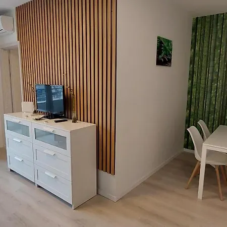Club 218 Wellness Apartman Siófok
