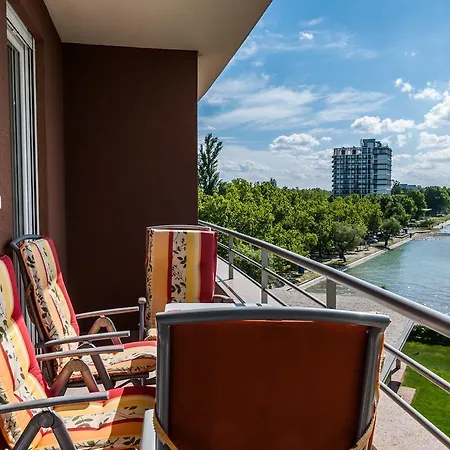 Daire Club 218 Wellness Siofok