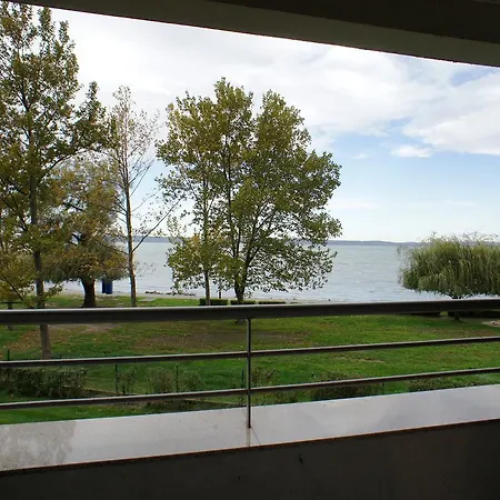 Club 218 Wellness Apartman Lejlighed Siófok