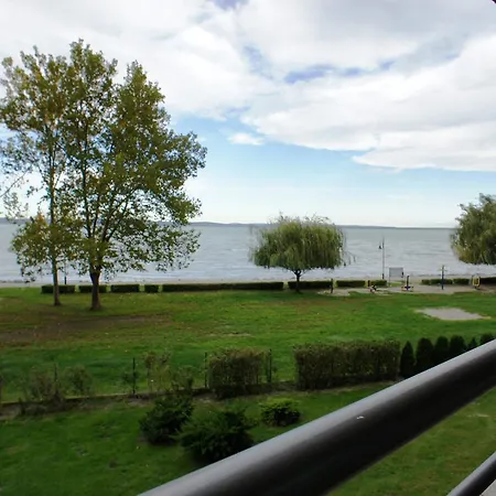 Club 218 Wellness Apartman Lejlighed *